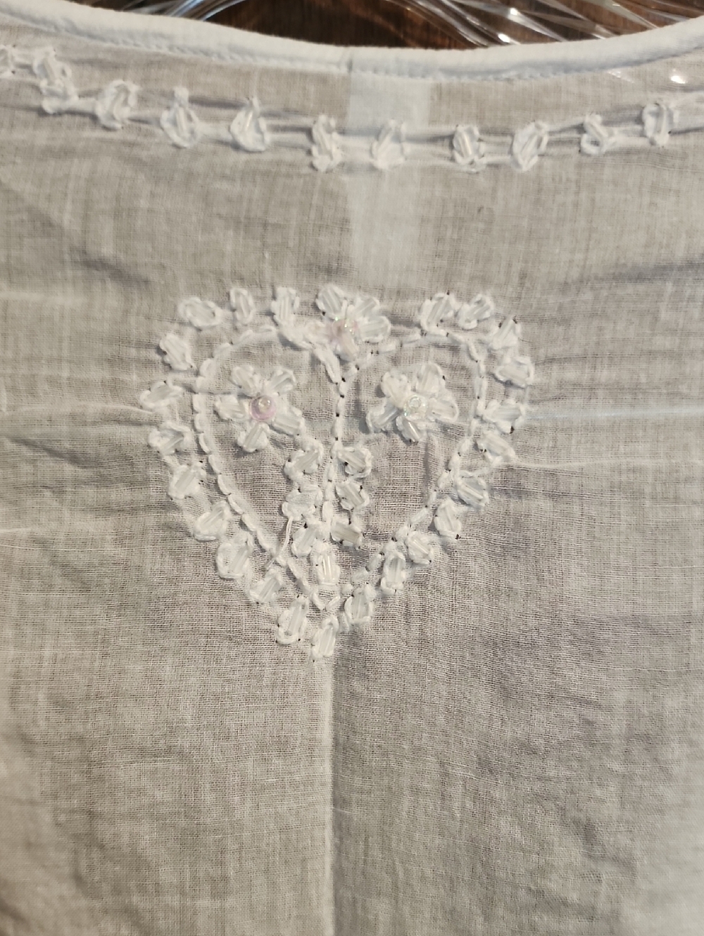 BECCA Beautiful White Embroidered Swim Coverup Tunic M/L - Picture 6 of 6
